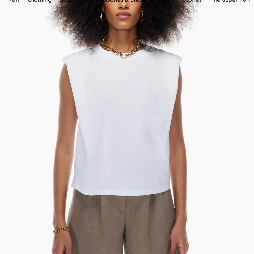 Aritzia Babaton Shoulder Pad Tank Crew-neck t-shirt with shoulder pads